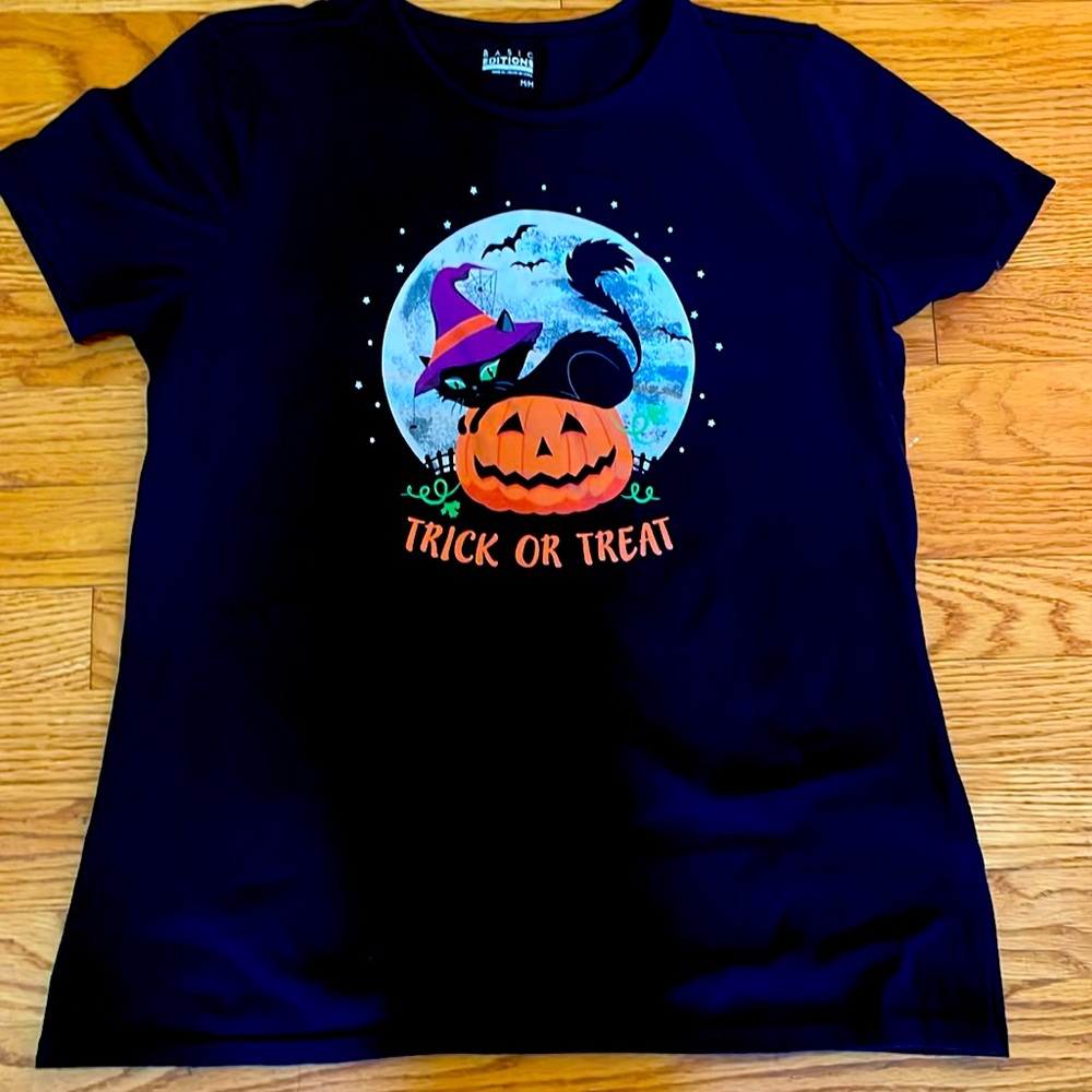 New Halloween Trick or Treat T-Shirt